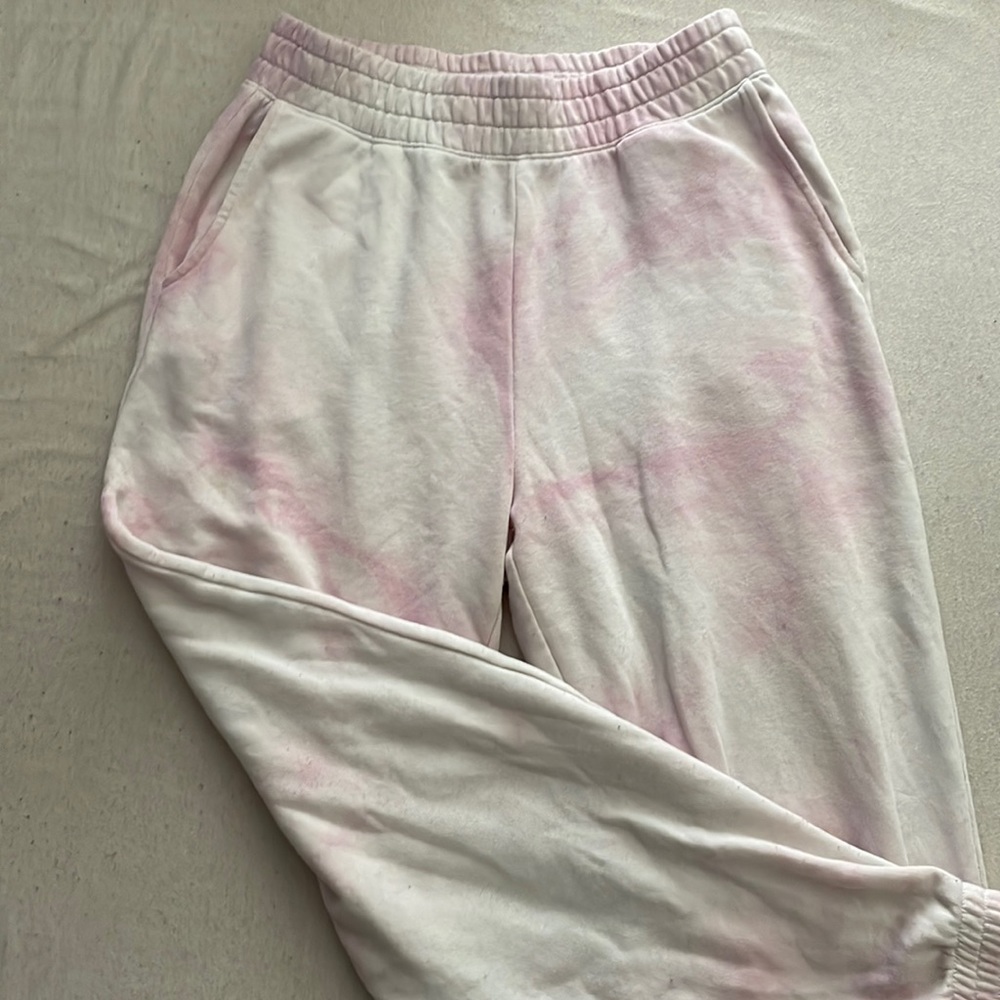 American Eagle baby pink tie dye joggers